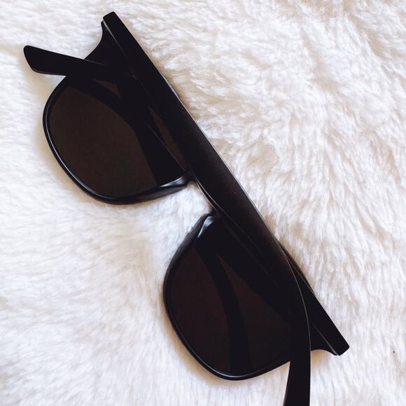 Maura Black W/ Green Lenses Oversized Oval Horn Rims Sunglasses - Picture 10 of 11